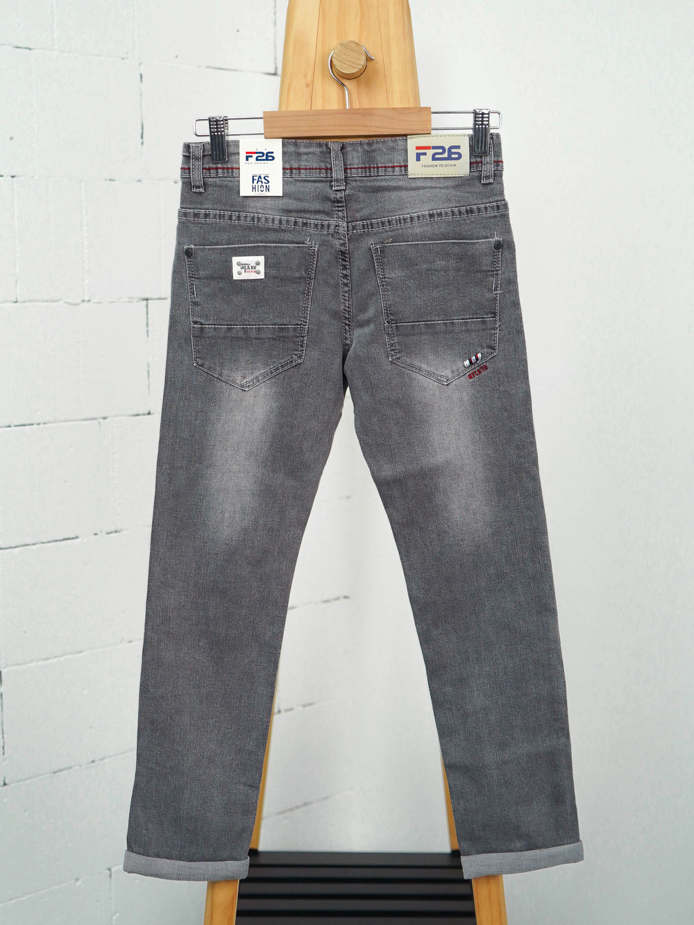 Класичні сірі джисни