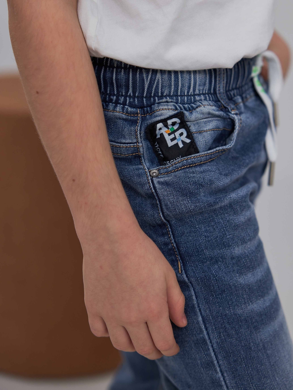 Джинси на резинці