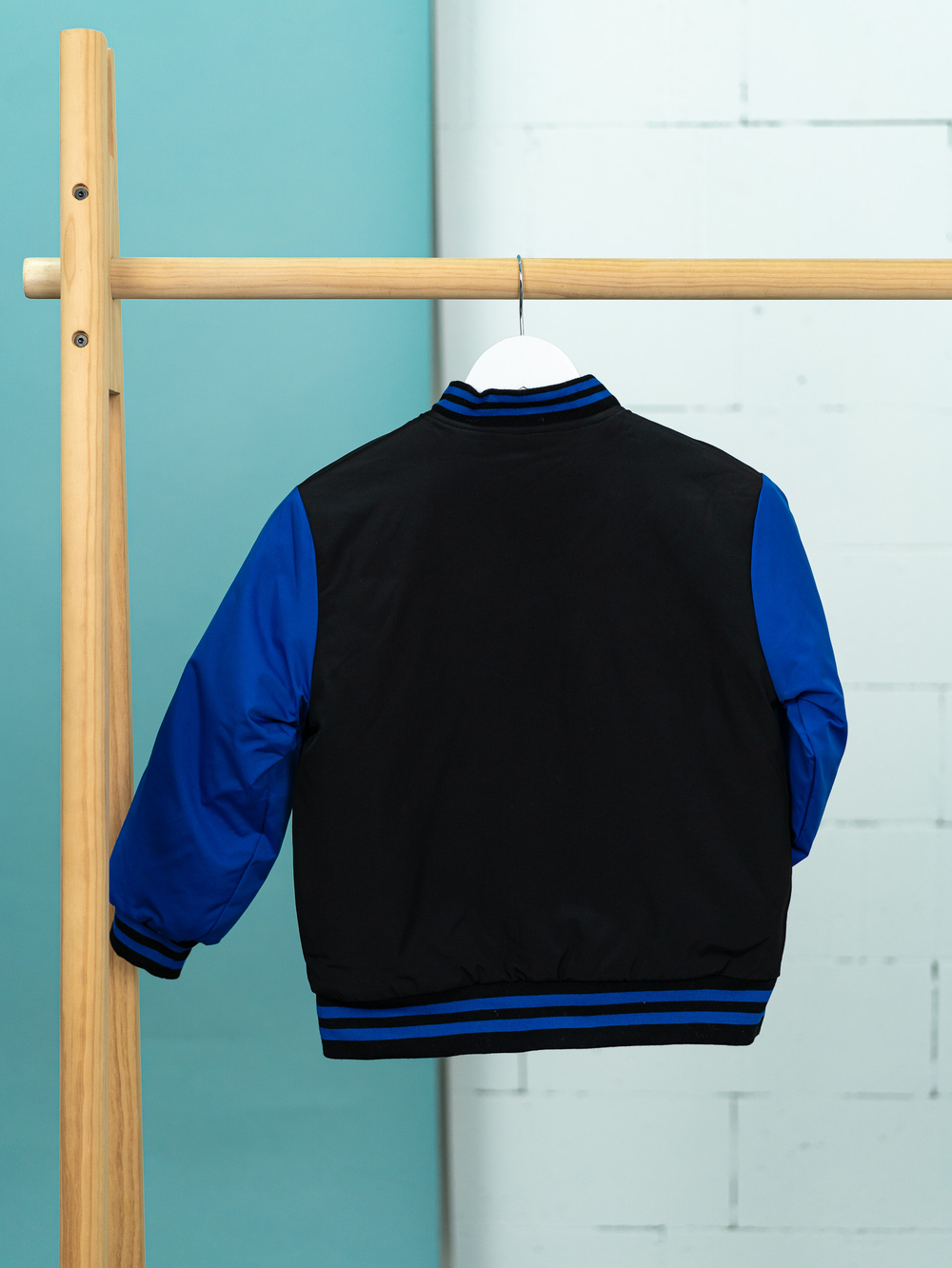 Куртка-бомбер