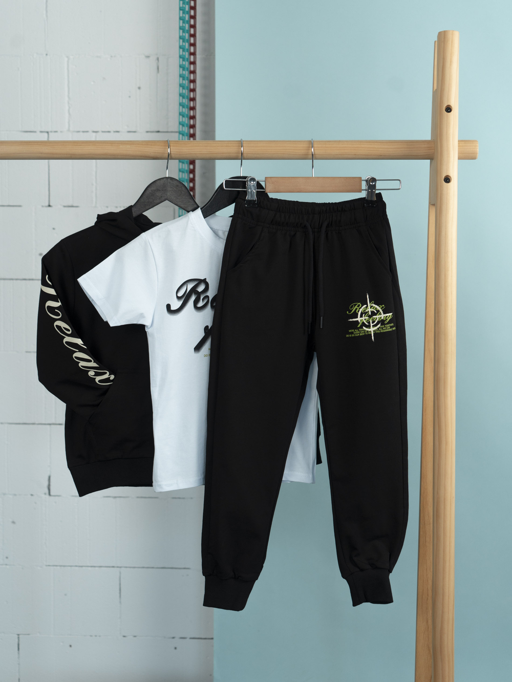 Трикотажний костюм