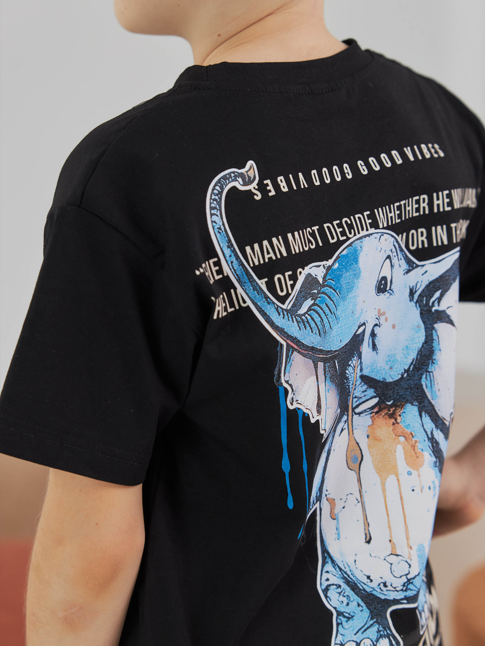 Футболка з принтом 