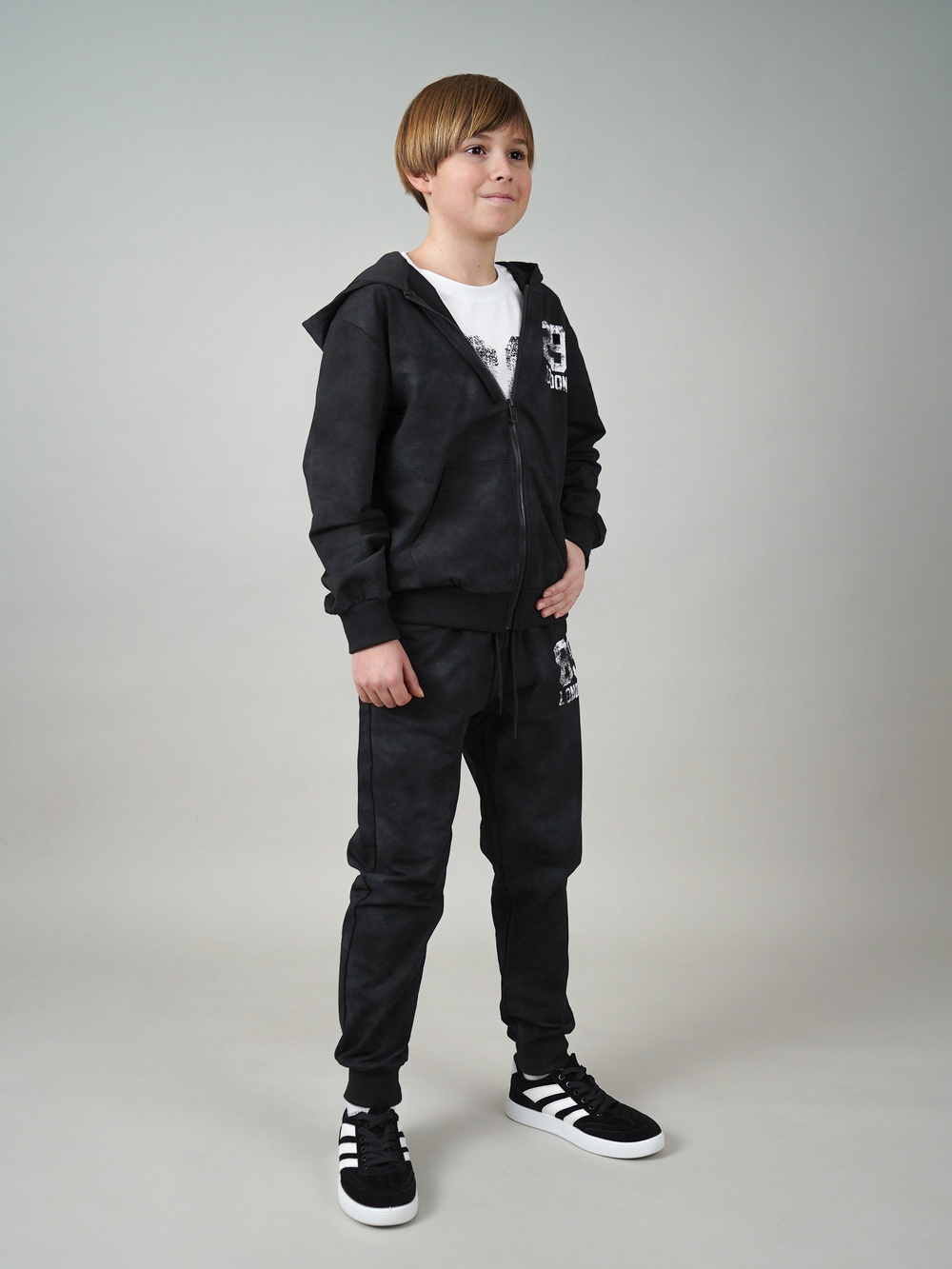 Дитячий спортивний костюм