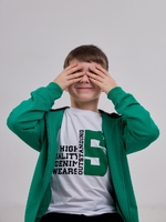 Зелений спортивний костюм