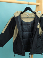 Весняна куртка